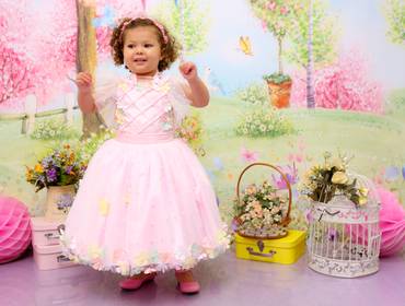 Ensaio Infantil  de Maria Alice 2 anos Ensaio temático- Jardim Encantado