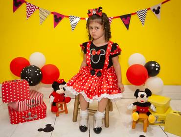 Ensaio Infantil de Laura 3 anos- Minnie Vermelha