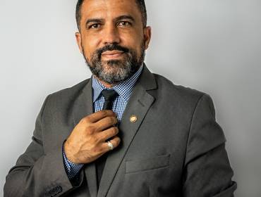 Retrato de Ensaio Profissional Advogado Carlos Fares