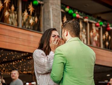 Pedido de Casamento de Pedido de Casamento com violino na Fonte de Amor Eterno