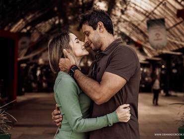 Casal de Cibelle & Gustavo - Ensaio pelo Centro de Gramado