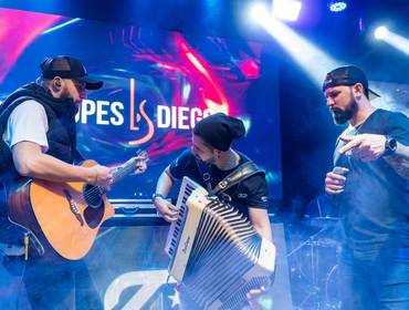 BAILES de Pocket Show na Divina Feijoada