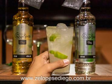 BARES E CASAS NOTURNAS de Show com Zé Lopes e Diego na inauguração do OKA Sport Bar