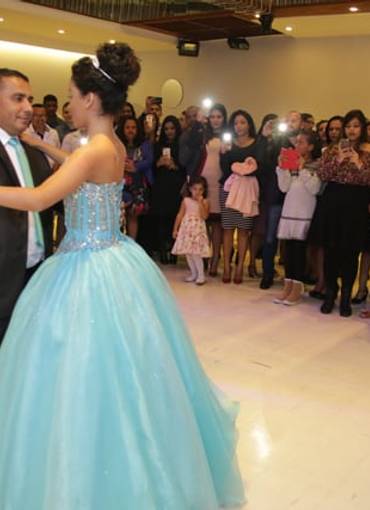 Vídeos de Debutante Ana