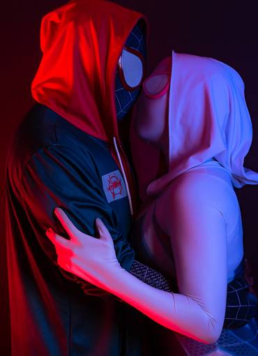 Studio de Miles Morales & Spider Gwen