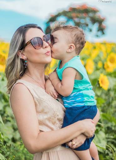 Família de Ensaio nos Girassóis - Mariany Aquino