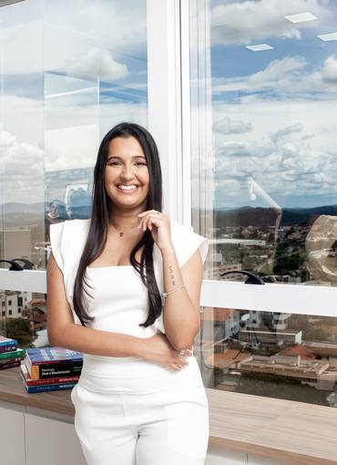 CORPORATIVO de DRA. NÚBIA MARQUES - ODONTOLOGISTA