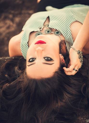 Ensaios de Camila Ribeiro