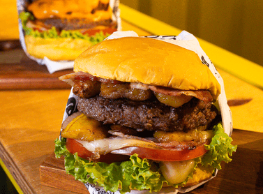 Alimentos de Ensaio para Santo Burger 