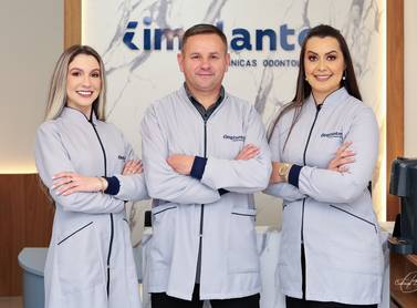 Corporativo de Ensaio Corporativo + Inauguração Cliníca IImplantes