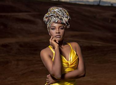 Ensaios femininos de Mirelle Caetano Furtunato