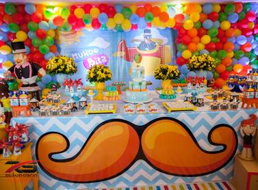 Aniversários de Artur