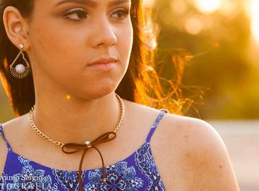 Book de Yvinna Renally