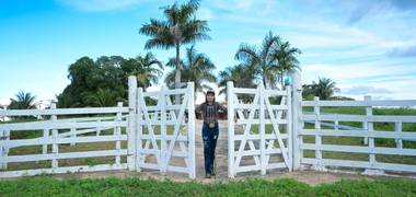 Ensaio Externo  de Ensaio Rafaella Gonçalves