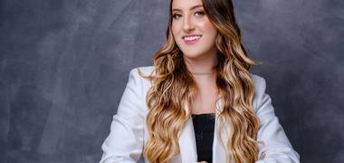 Retratos Corporativos de Dra. Elisa Cristina Zvir
