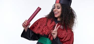 Formaturas de Nadine Jordane Enfermagem PUCPR