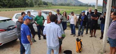 Agricultura Familiar e Agronegócios de Emater e Agroecologia