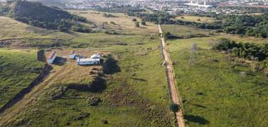 Obras Públicas de Estrada do Tingui ate a Av Brasil