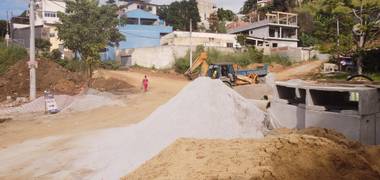 Obras Públicas de Bairro Roma em Santíssimo
