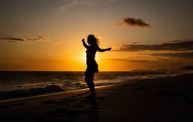 Por do Sol com a Gata em Saqua.