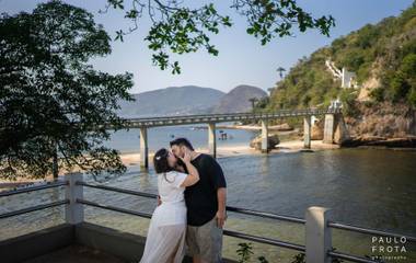 Ensaio de Pré-Wedding de Tamires e Rapha na Praia de Boa Viagem, Niterói