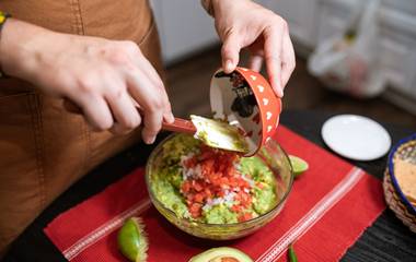 Receita fácil de guacamole - aprenda agora