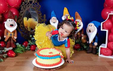 Descubra os encantos do SMASH THE CAKE com o Estúdio MR.



