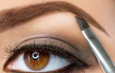 4 Dicas de maquiagem simples e rápidas para as mamães. Confira!