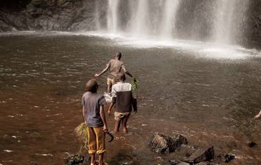 A Água no Kilimanjaro (Tanzânia, 2011)