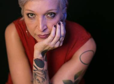 Retratos de Ana Leão - DENTSU