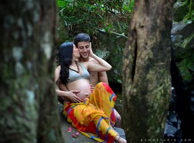 Fotografia de Manu & Gustavo, esperando Ravi. 