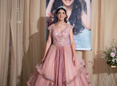DEBUTANTE de 15 ANOS LETÍCIA 