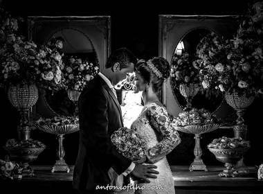 Casamentos de Andrioneia e Mauro