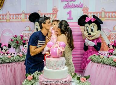 Aniversários de Niver Maria Antonia 01 ano