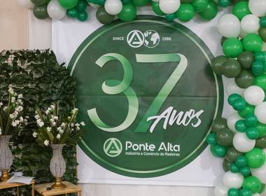 Corporativo de Ponte Alta Madeiras 37 anos