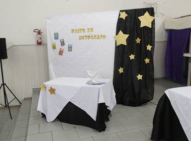 EVENTOS de Noite de Autógrafos Livros dos alunos da E.E.B.M. São Francisco