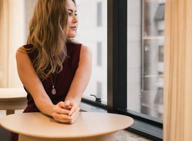 Retrato marca pessoal de Mayra - Médica Ginecologista