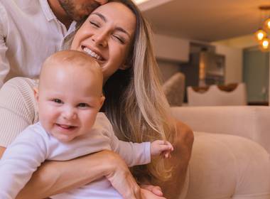 Bebês e família de 6 meses do Matheus