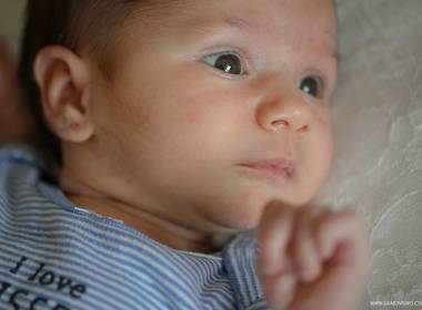 Ensaios de Alice descobrindo o mundo