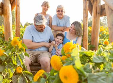 Sunflower Mini of Sunflower Mini Session - Marcela and Family