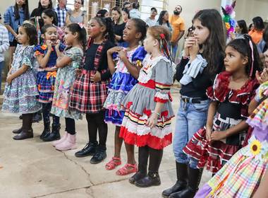 eventos festas de QUADRILLHA DA ESCOLA MUNICIPAL DE BRASILÂNDIA DE MINAS, RUI VELOSO 