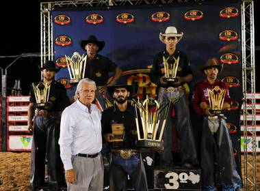 eventos festas de TRADICIONAL FESTA DE URUCUIA 2024