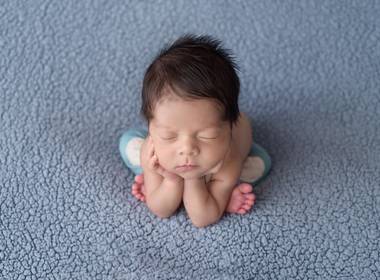 Newborn de Newborn Victor Hugo