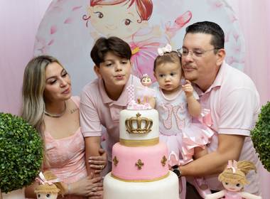 Datas Especiais  de Eva - 1 aninho 