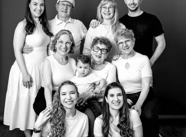 Família de Fotografia de Retratos de Família em Estúdio, Alfenas, Minas Gerais, Família Carnevalli