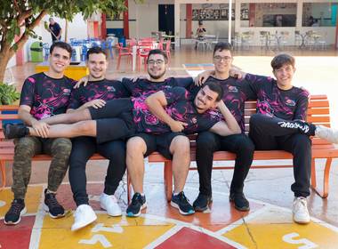 Fotos na Escola / Faculdade de Fotos na escola - Jau - Saint Exupery 3º 01/12/2025