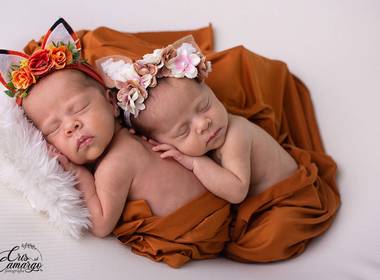 Newborn de Newborn Sara e Livia  