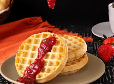 Gastronomia de Waffle com Geleia de Morango
