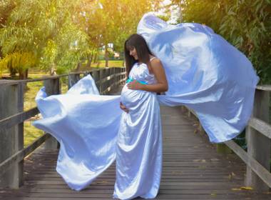 Ensaio de Gestante de Você viu o álbum de gestação da sua mãe?  Não???