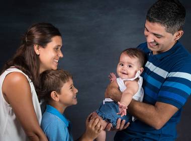 Fotografía de Familia de El Medio Cumpleaños de Paulita